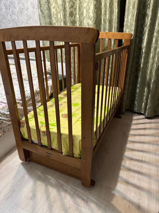 Детская кровать, колыбель