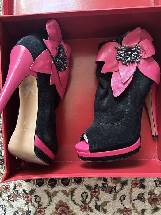 Женские ботильоны