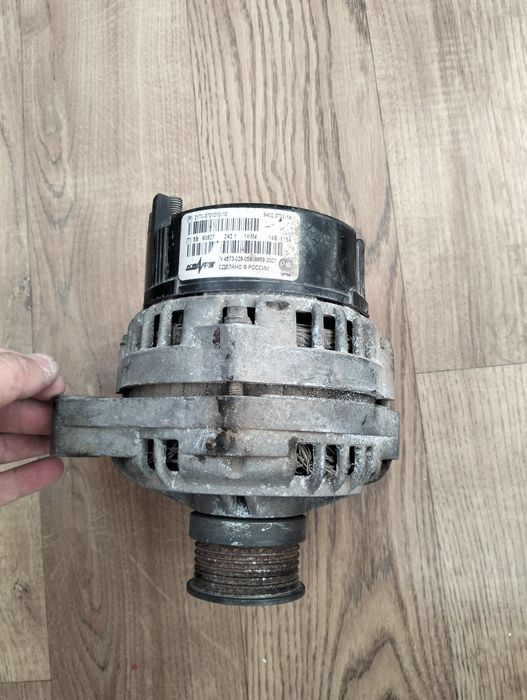 Продам генератор 15000 и уселитель 5000 от приоры