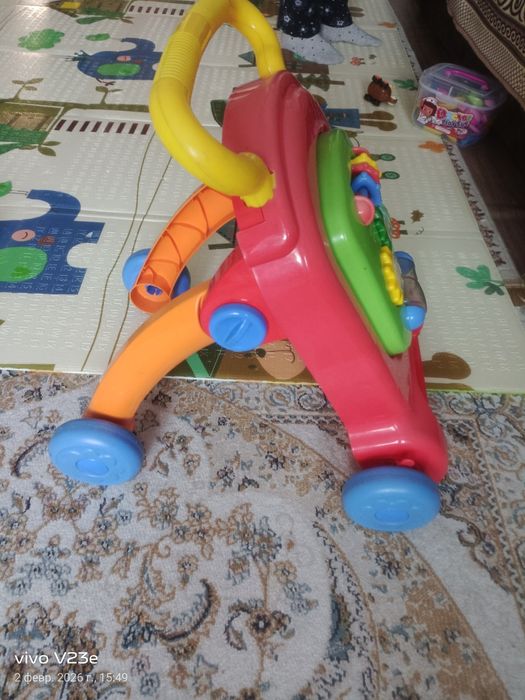 Продам детский каталку