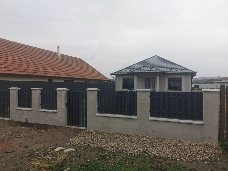 Vând casă construcție nouă