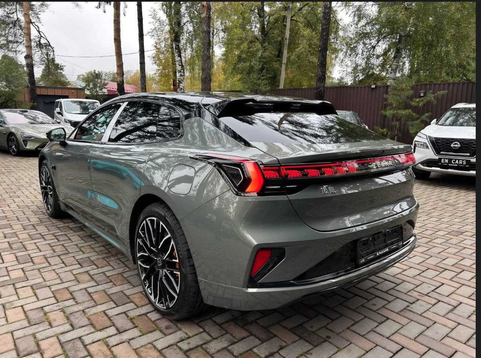 Zeekr 001 You z sport