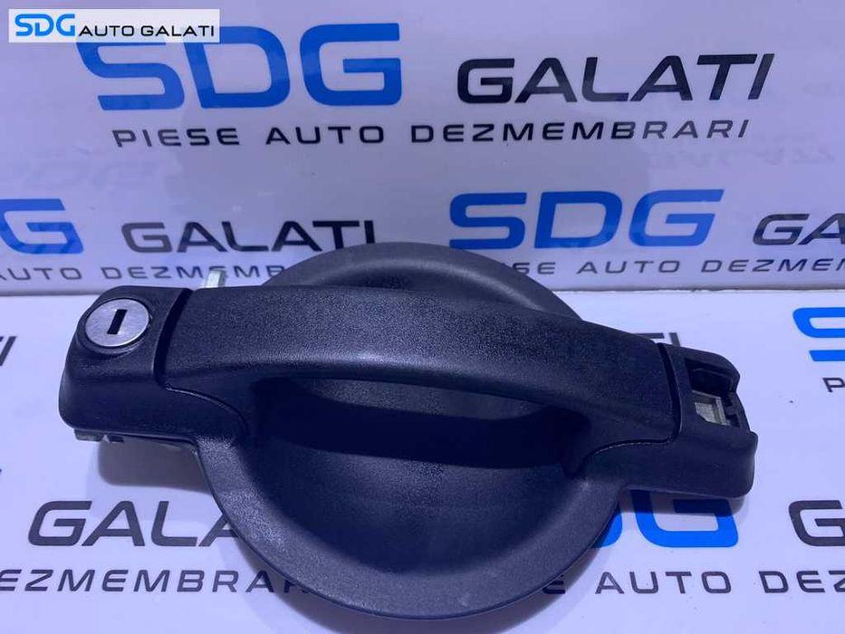 Maner cu Butuc Usa Portiera Dreapta Fata Fiat Doblo 2000 - 2010 Cod 232884 [A0420]
