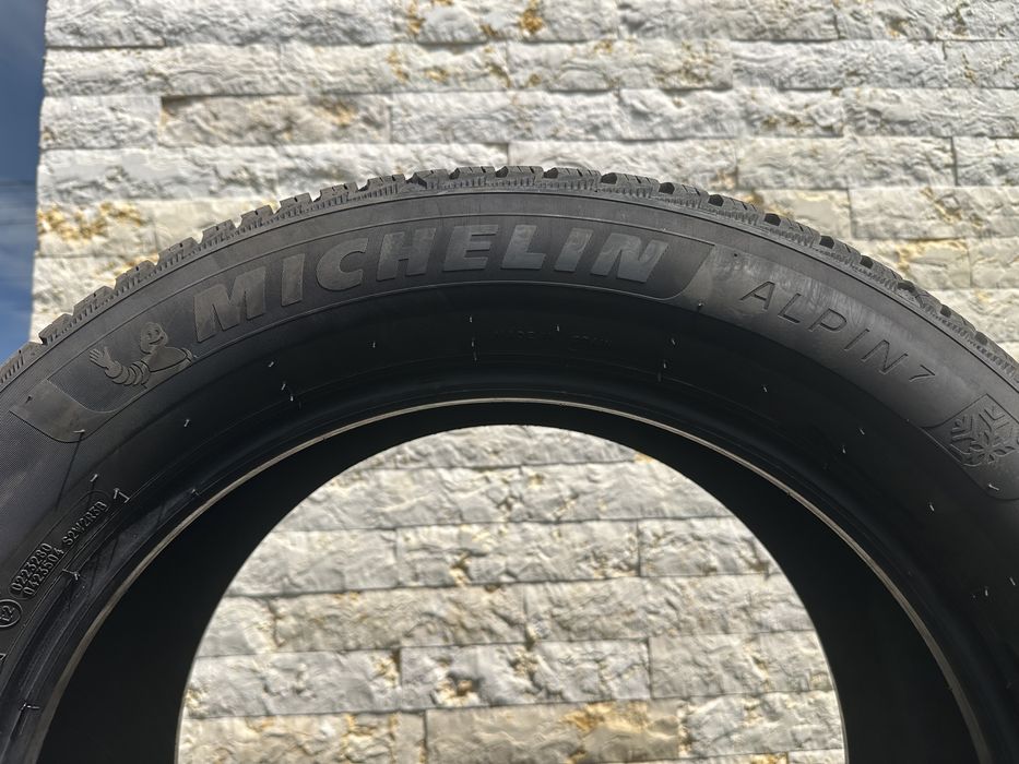 Anvelope IARNA Michelin Alpin 7 - 235x55x18