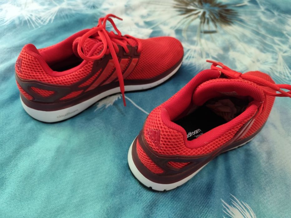 Обувки "Adidas" cloudfoam р.44,5 цена 70лв; Обувки планин., р.40лв.