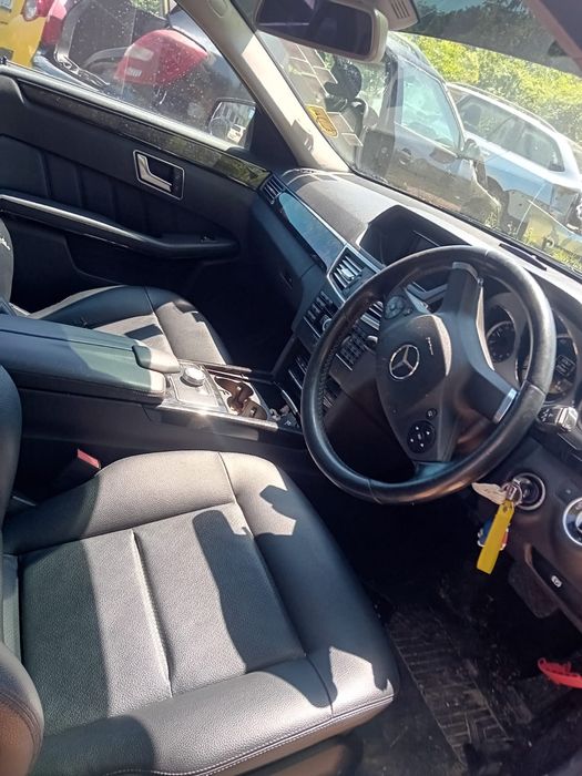 Dezmembrez mercedes E class w212 motor 2.2 D cod motor om651 cp 170