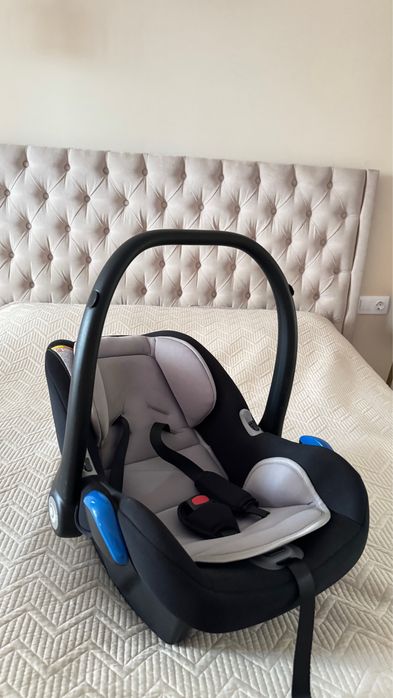 Продам Автолюльку Cybex Aton.