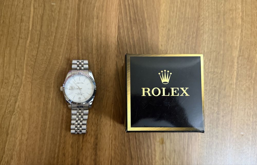 Часы Rolex новые