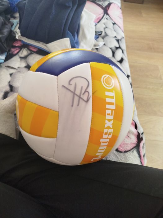 Minge volei cu semnată de xremus