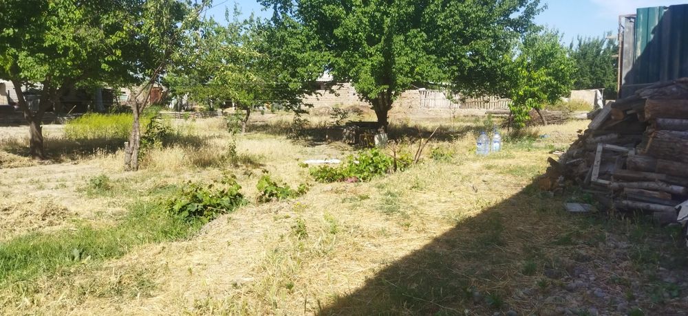 Yer sotilladi 5 sotix 2 sotixini xam soturaman