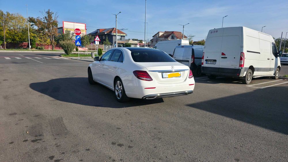 MERCEDES-BENZ E-Class 0 — imagine 4