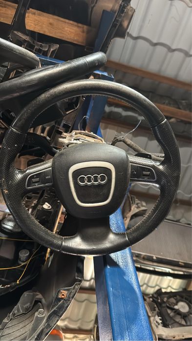 Руль Audi A4 B8 привозной
