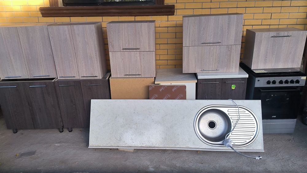 Продам кухонный гарнитур