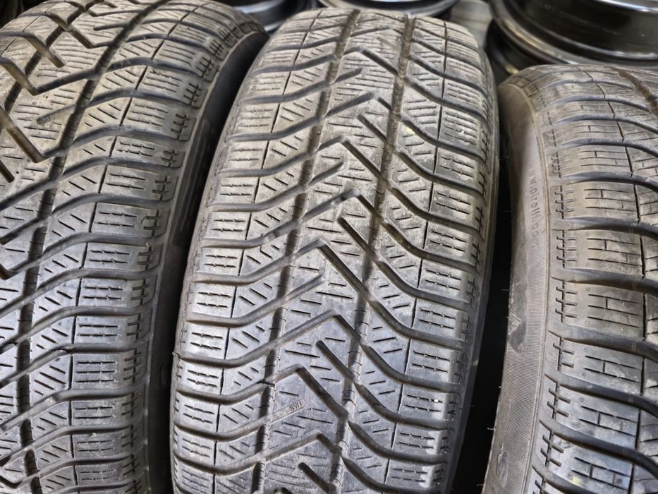4 anvelope iarna Pirelli 195 55 17 stare buna