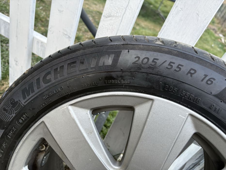 Jante 5x112 R16 cu anvelope de vara Michelin  205/55 R16