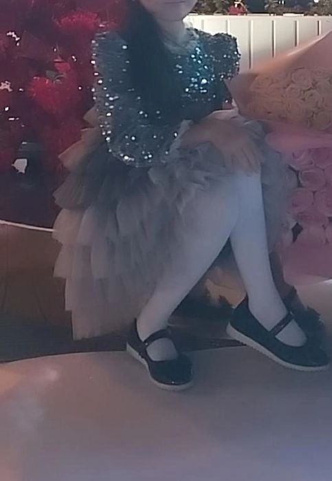 Продам нарядное детское платье