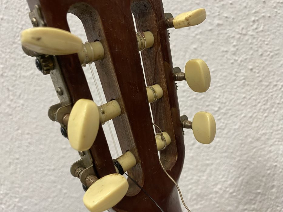 Стара китара