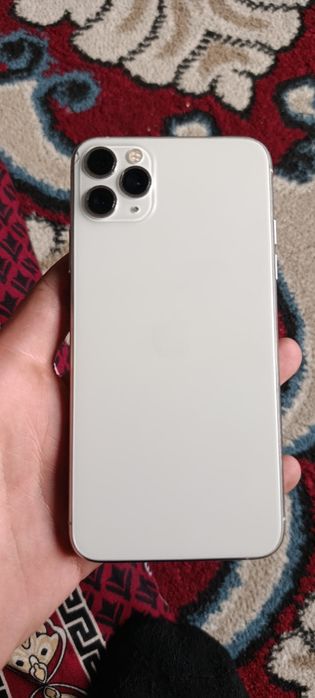 iPhone 11pro sotiladi