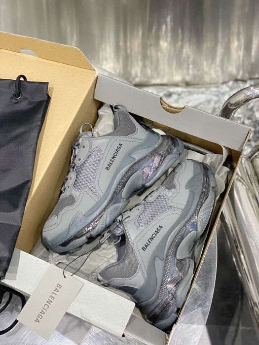 Adidasi Balenciaga Triple S Premium
