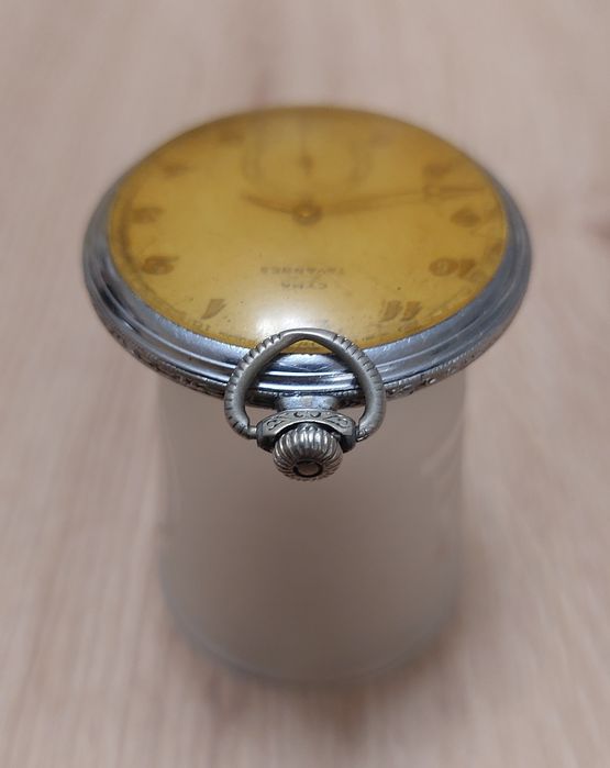 Швейцарски джобен часовник CYMA TAVANNES