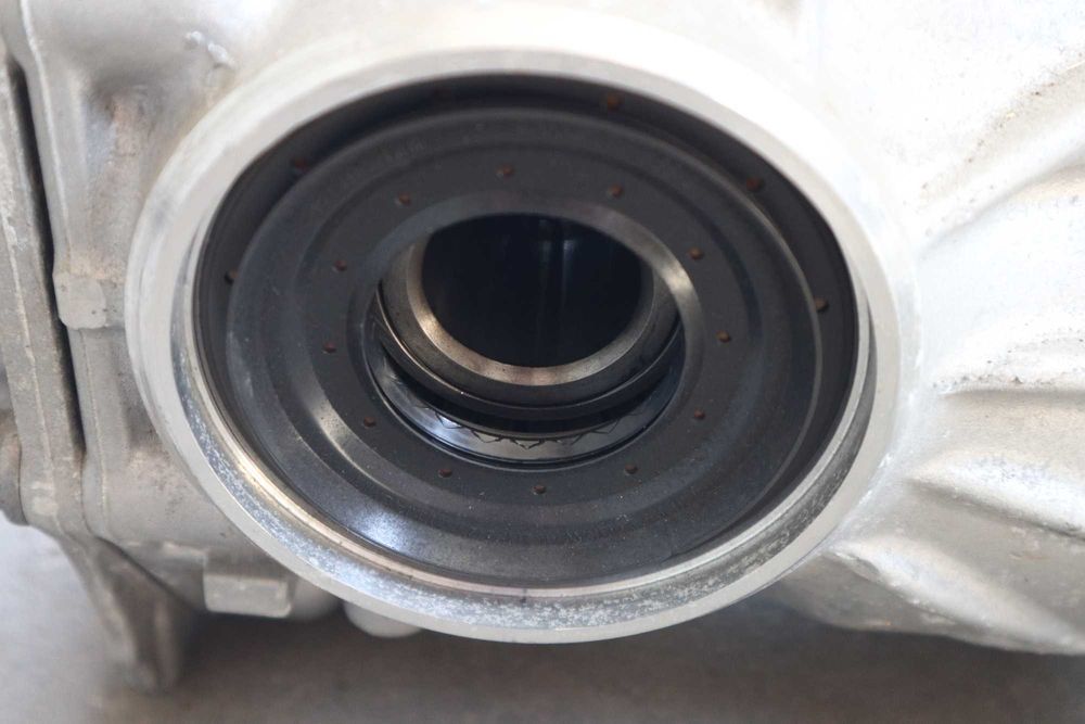 Заден диференциал за БМВ 4.0 и 5.0 Дизел Г11 Г12 Г14 Г15 пр.число 2.65