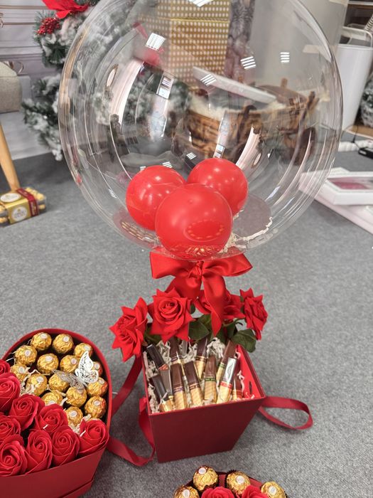 Кутия с бонбони , подаръци