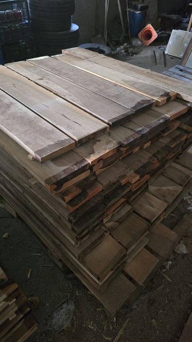 Дъски за дюшаме от червен орех 40 квадратни метра . 1.1 куб. м