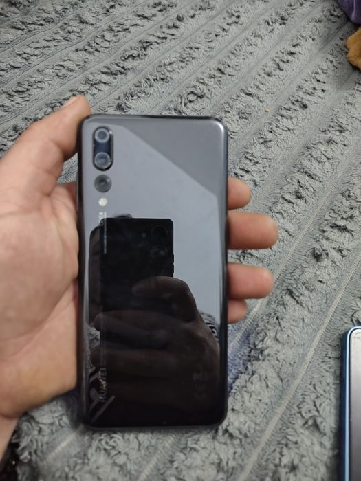 Telefoane performante la 200 lei buc , Samsung s 9 plus, honor 90 lite