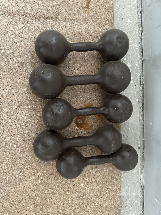 Продам спорт инвентарь , можно выборочно