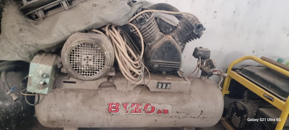 Компрессор хороший состояние