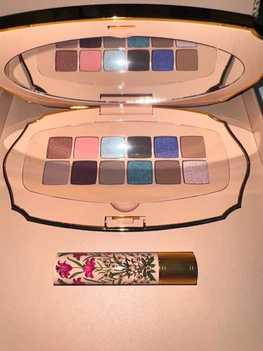 Gucci палитра сенки Gucci Gorgeous Flora Eyeshadow Palette