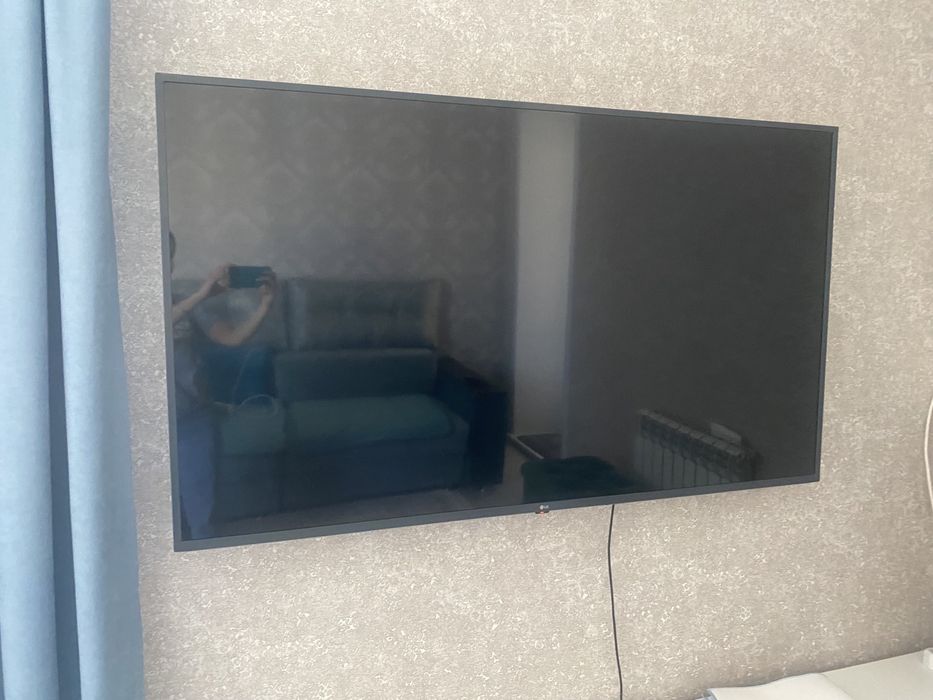 Телевизор LG продам