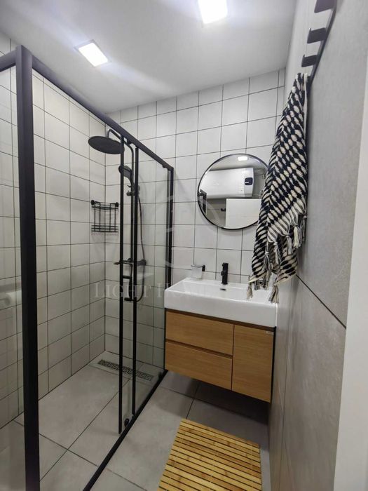 Продава се Едностаен апартамент в Пловдив, Христо Смирненски - 63 кв.м за 2018 €/кв.м - Снимка #4