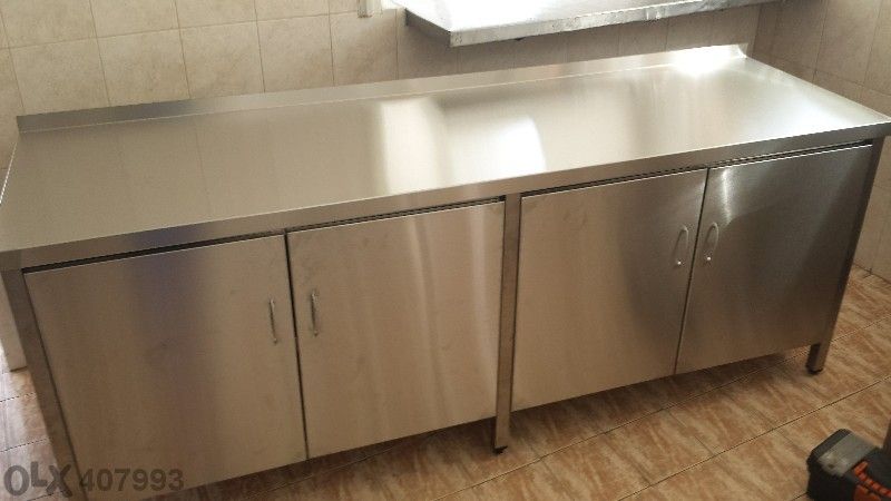 Шкаф маса от неръждаема стомана