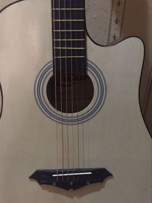 Продаётся гитара