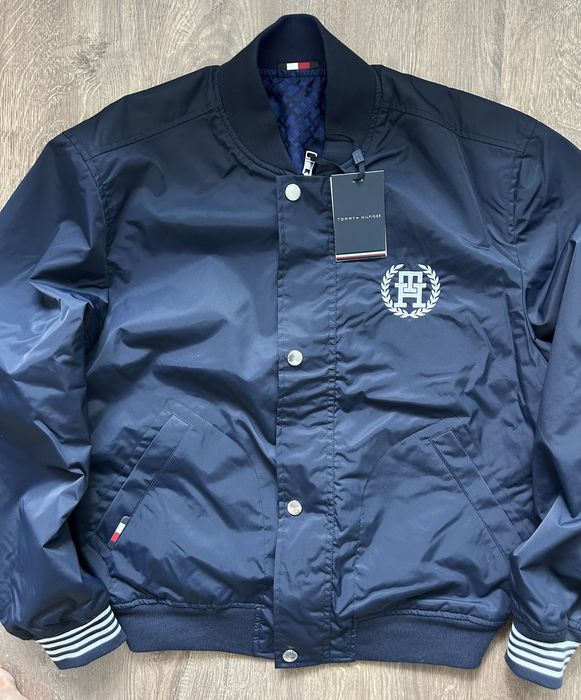Двулицево яке бомбър Tommy Hilfiger