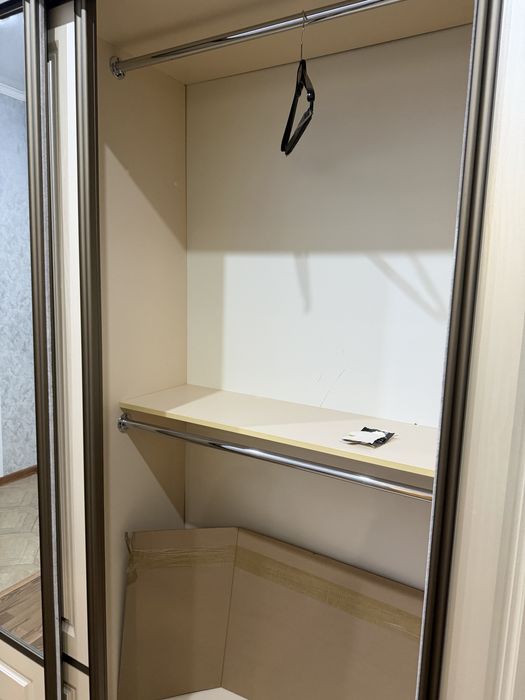 Продам шкаф купе