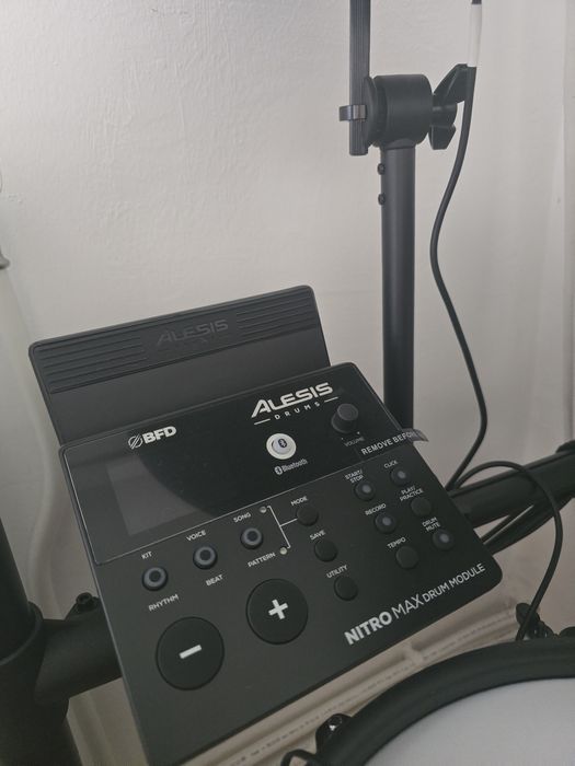 Set de tobe electronice Alesis Nitro Max