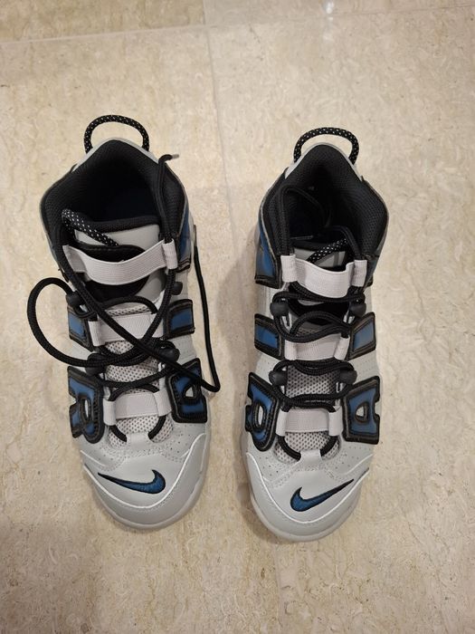 Маратонки Nike 37.5