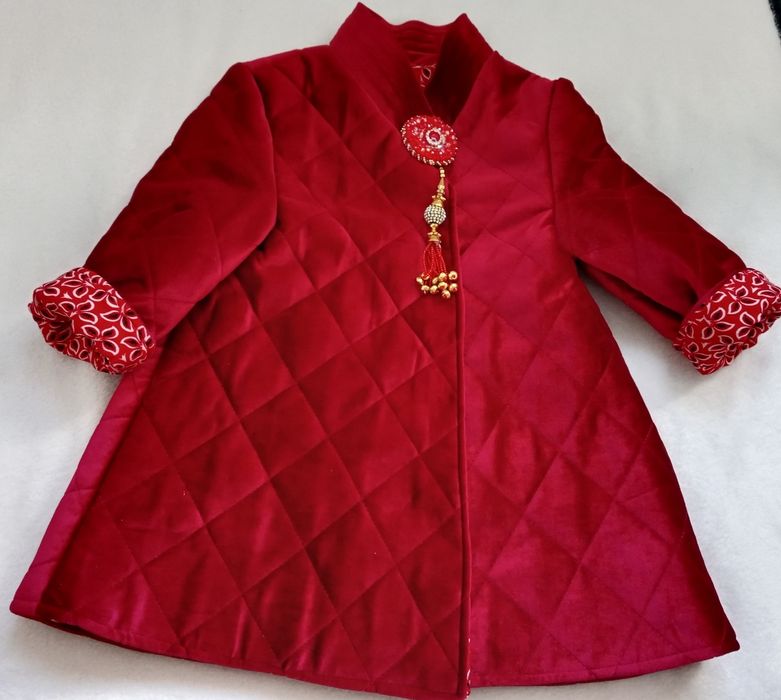 Детский шапан сатылады