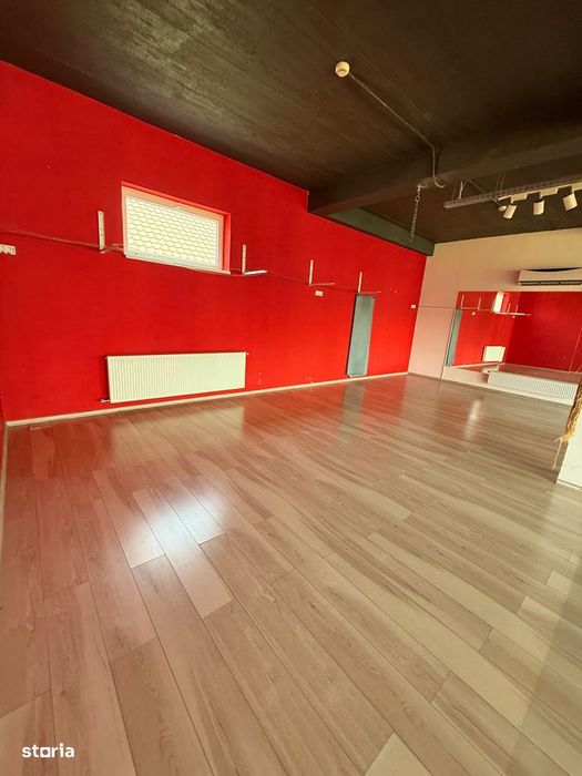 Spatiu comercial/birouri/clinica/fitness 650 mp