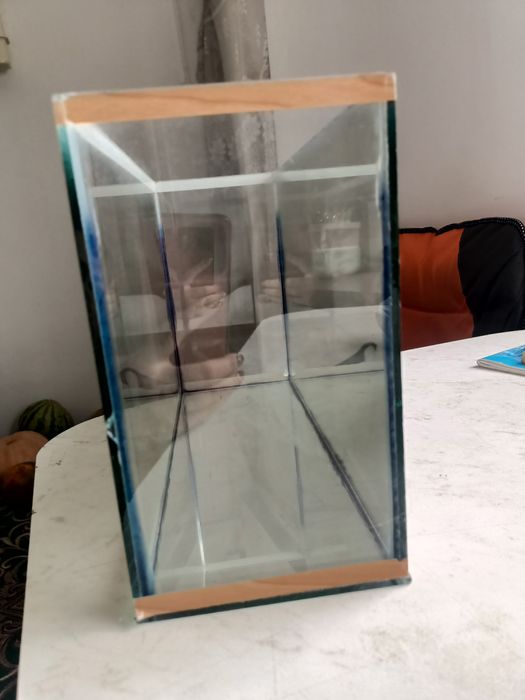 Продам аквариум в хорошем состояний