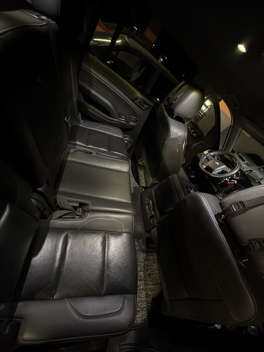 Suburban сотилади