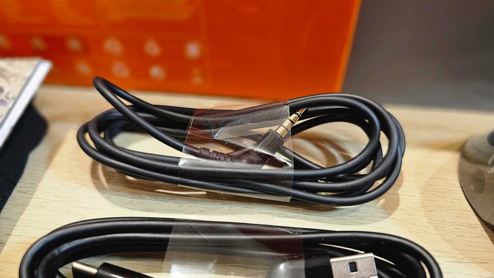 *КАТО НОВИ* - SteelSeries Arctis Nova Pro