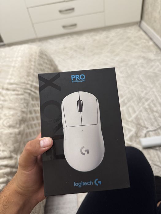 Продам мышь Logitech Superlight