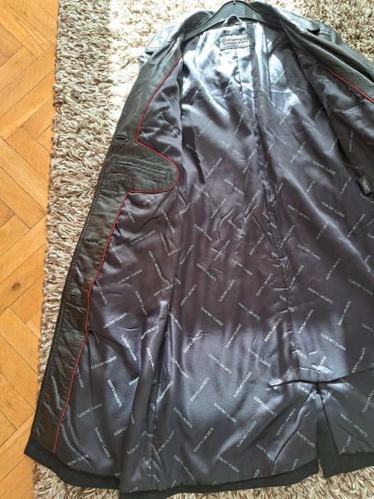 Дамско манто,горната част от естествена кожа,долна част от кашмир