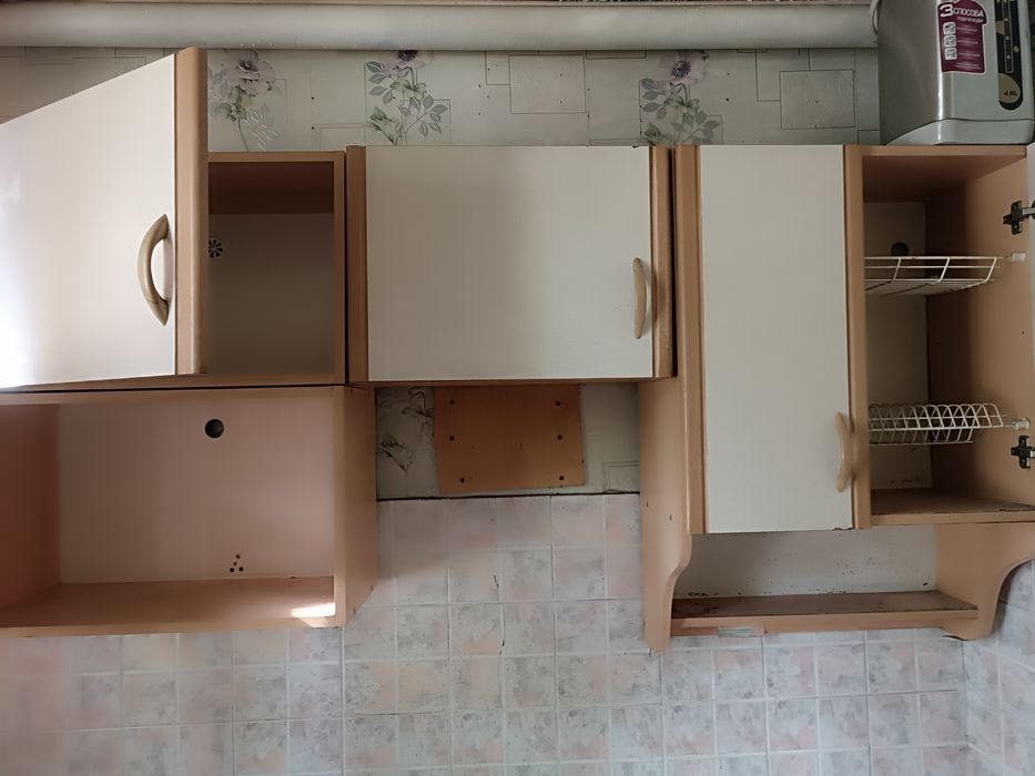 Кухонный шкаф без раковины