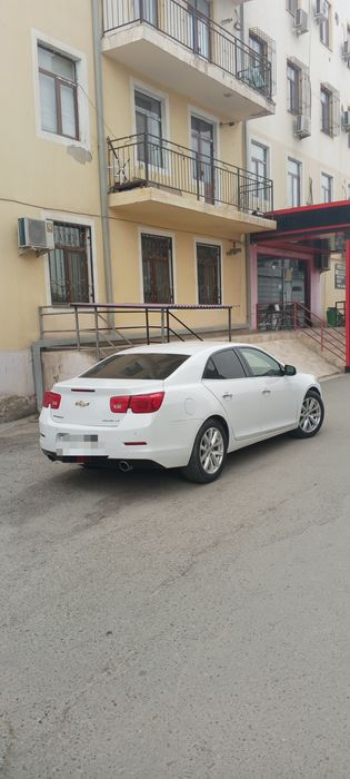 Малибу 1 сотилади