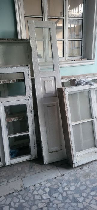 Продается б/у окна двери