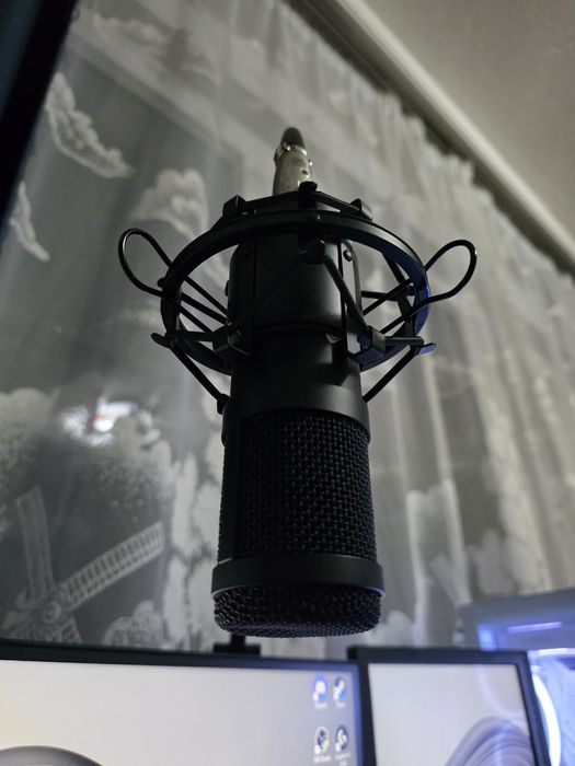 Студио Микрофон Genesis Radium 300 XLR